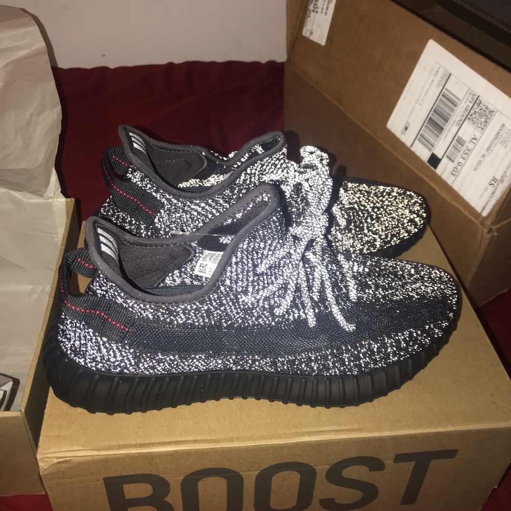 100% Authentic yeezy boost 350 v2 black reflective